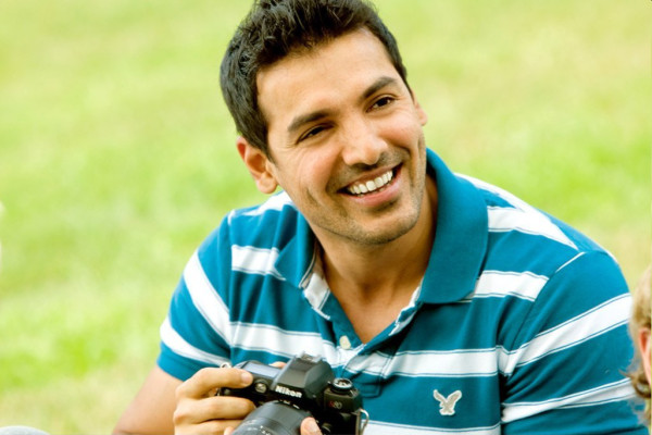 photo 10 in John Abraham gallery [id277378] 2010-07-08 00:00:00